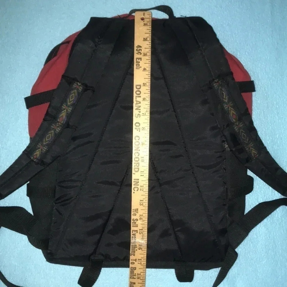 NORTH RANGE backpack red black Aztec type print padded straps - Picture 7 of 9